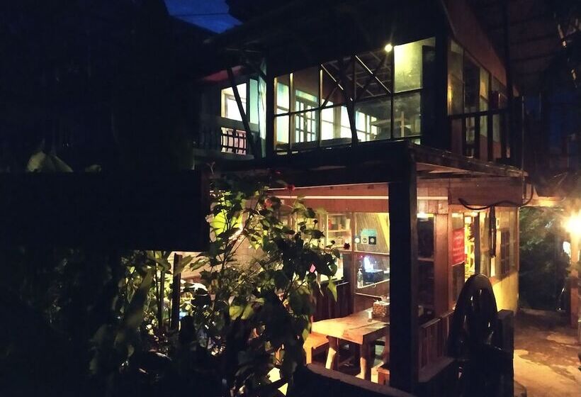 پانسیون Dream House Guest House & Restaurant