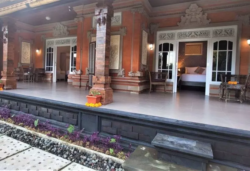 ペンション Griya Valud