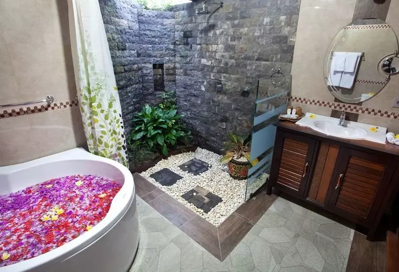 ペンション Griya Valud