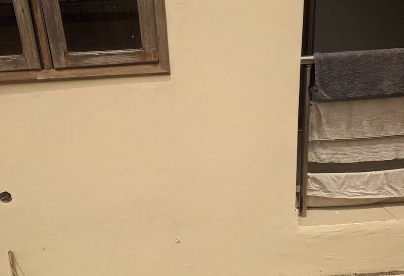 Pansiyon The Golden Apple Guest House