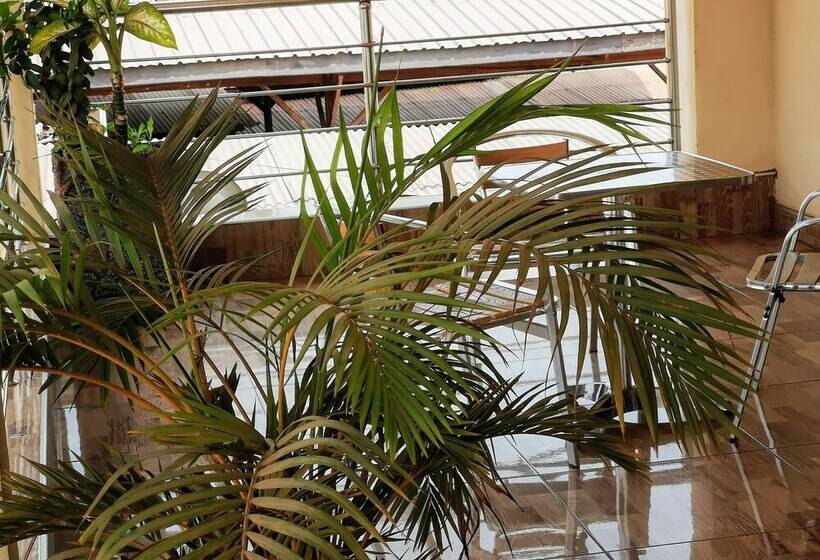 Pansiyon The Golden Apple Guest House