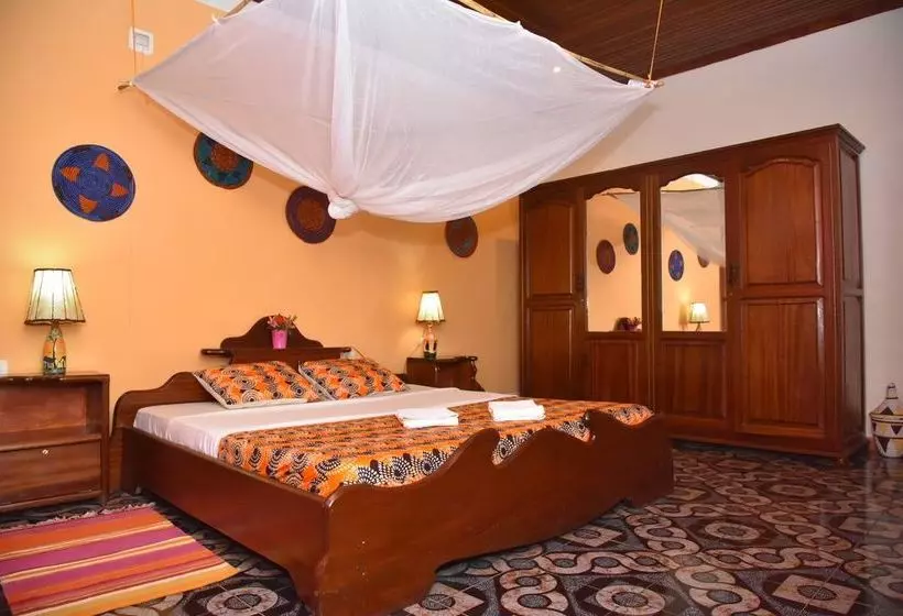 تختخواب و صبحانه Tea House Kigali