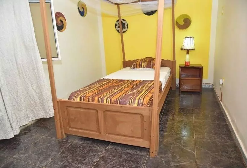 تختخواب و صبحانه Tea House Kigali