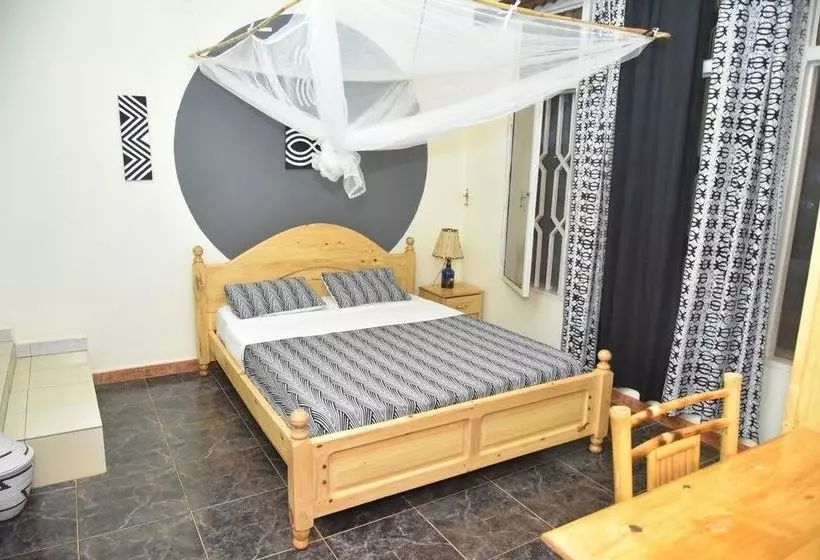 تختخواب و صبحانه Tea House Kigali