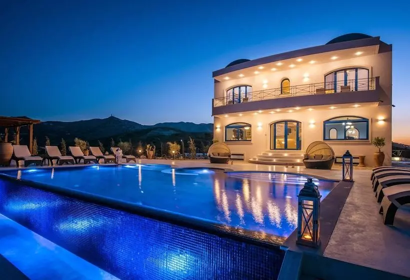 Villa Santorini, Wine Dark Sea Villas