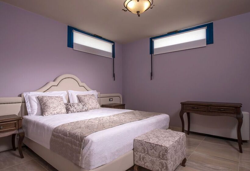 Villa Santorini, Wine Dark Sea Villas