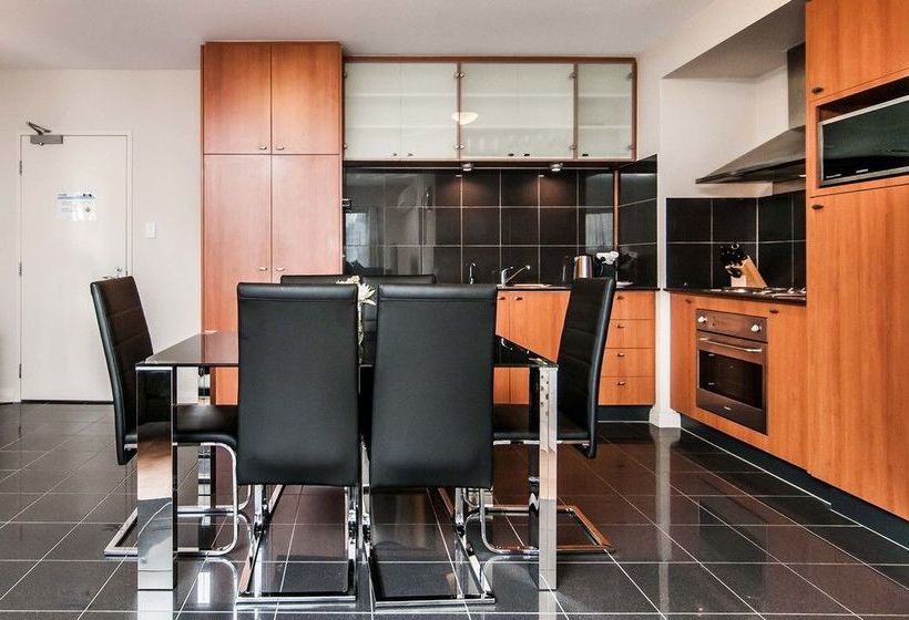 West Perth Luxury Apartment