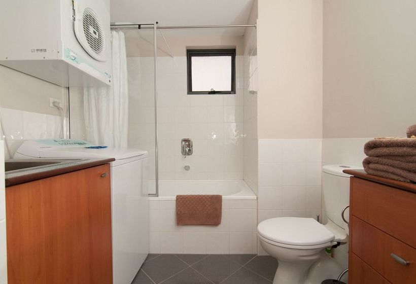 West Perth Luxury Apartment