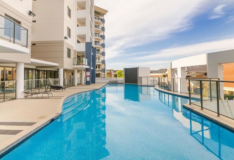 West Perth Luxury Apartment
