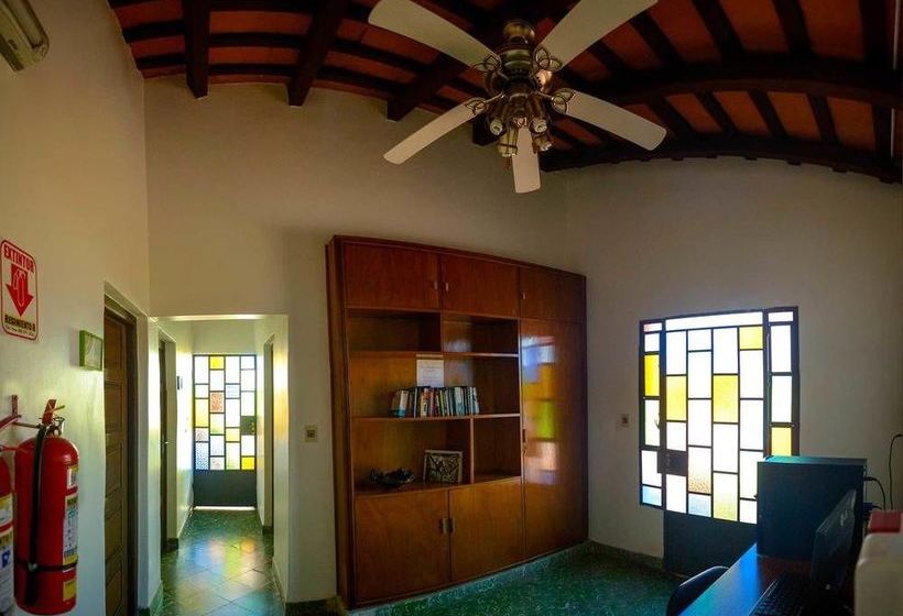 Arandú Hostal - Hostel