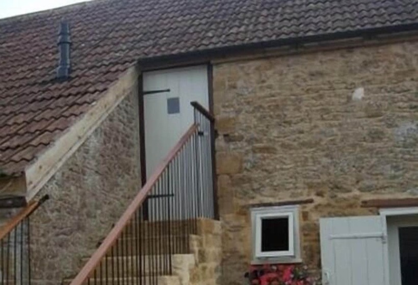 住宿加早餐  Lower Severalls Farmhouse