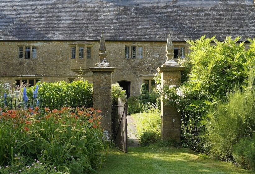 住宿加早餐  Lower Severalls Farmhouse