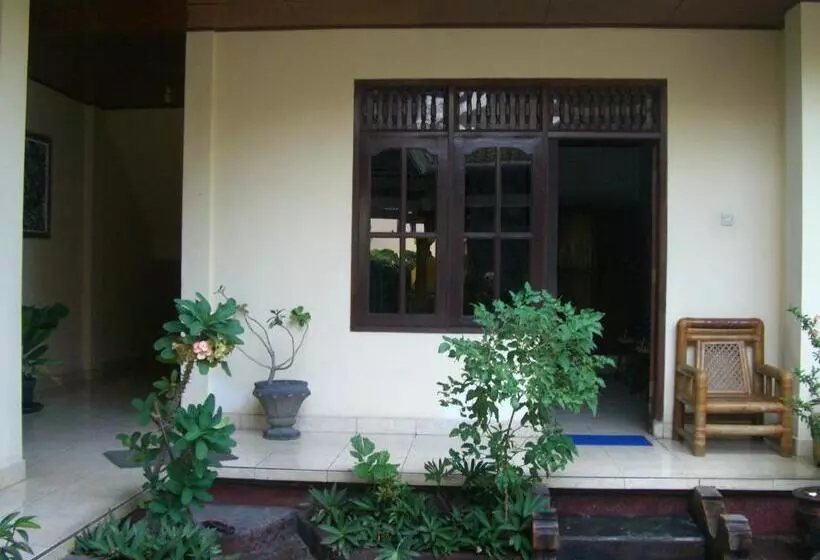 Aamiaismajoitus (B&B) Matahari Tulamben Guesthouse