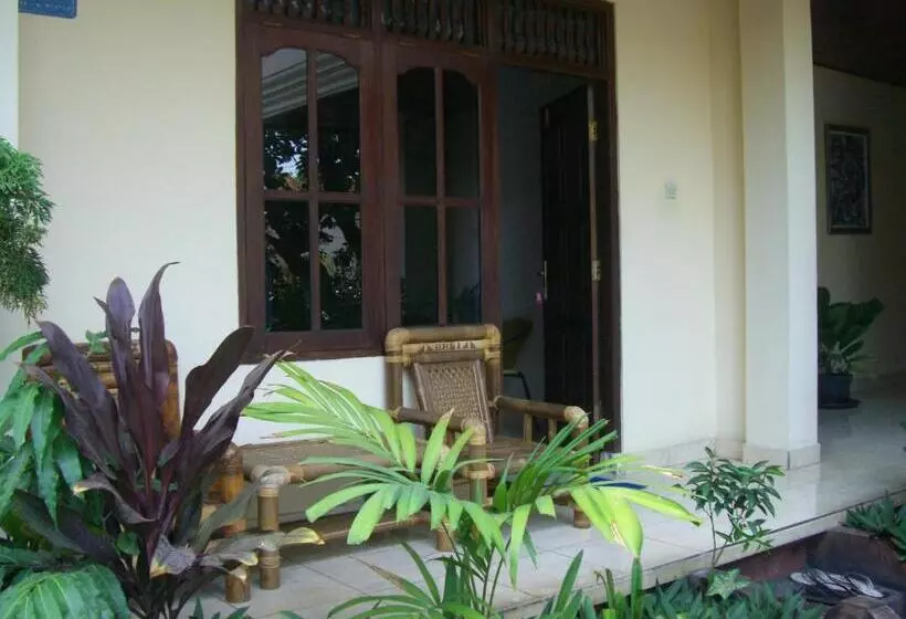 Aamiaismajoitus (B&B) Matahari Tulamben Guesthouse