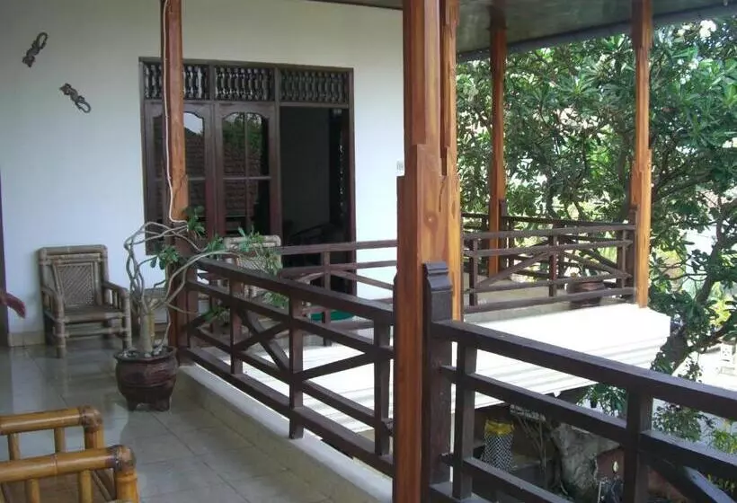 Aamiaismajoitus (B&B) Matahari Tulamben Guesthouse