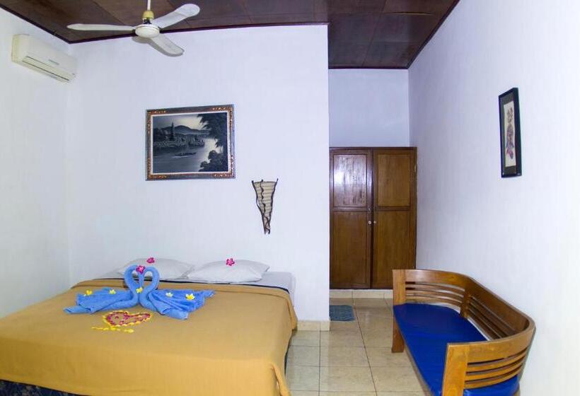 Bed and Breakfast Matahari Tulamben Guesthouse