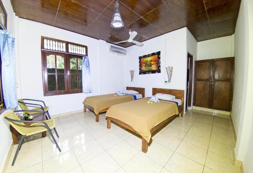 Bed and Breakfast Matahari Tulamben Guesthouse