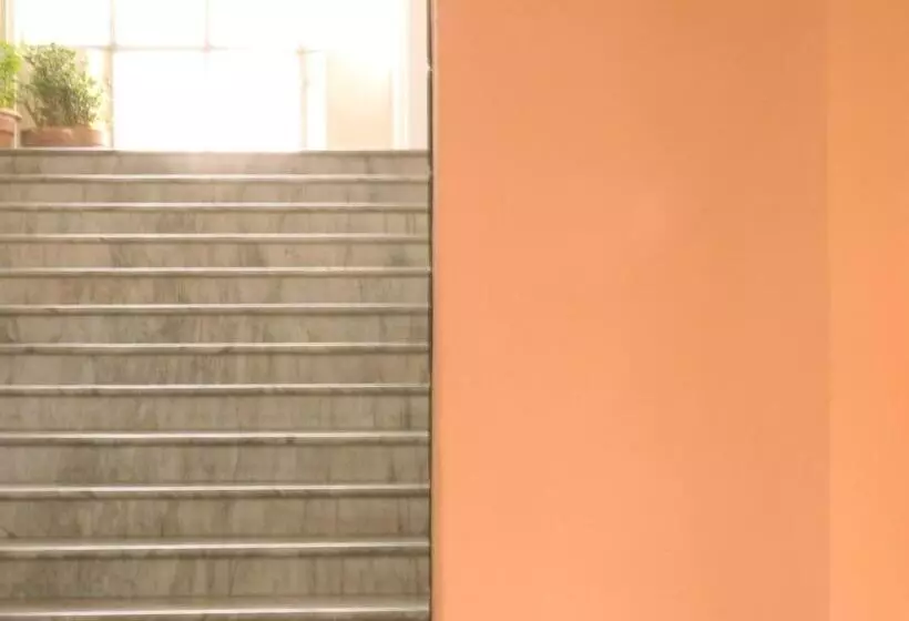 تختخواب و صبحانه Palazzo Romani Adami