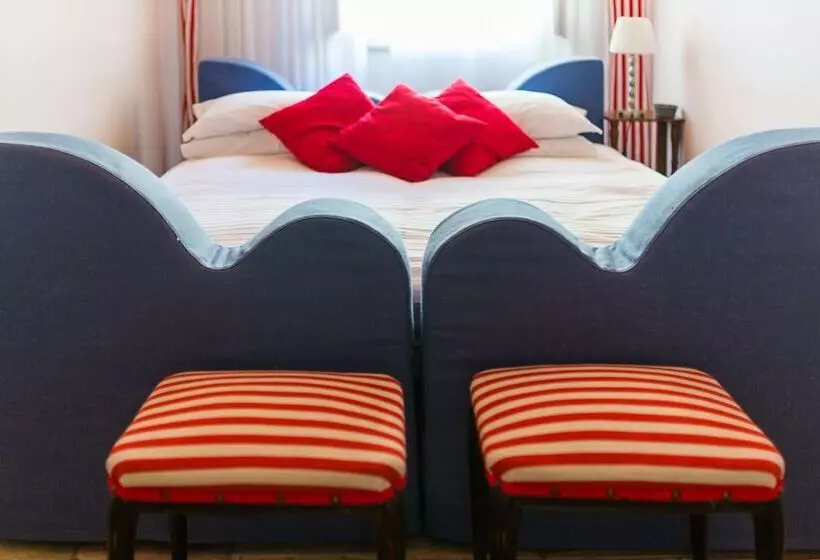 تختخواب و صبحانه Palazzo Romani Adami