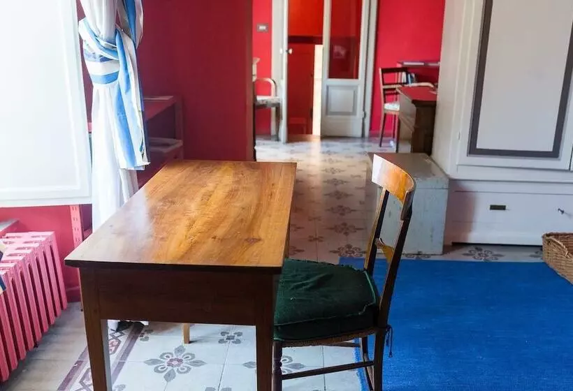 تختخواب و صبحانه Palazzo Romani Adami