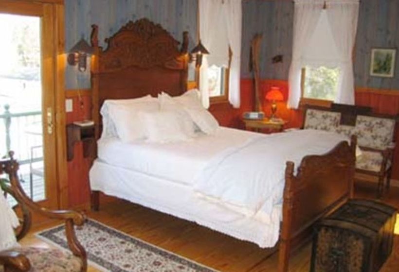 Habberstad House Bed And Breakfast