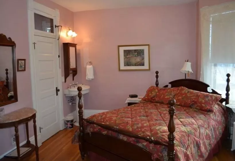 Habberstad House Bed And Breakfast