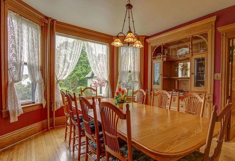 Habberstad House Bed And Breakfast