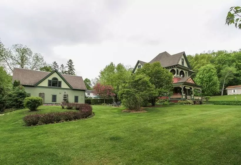Habberstad House Bed And Breakfast