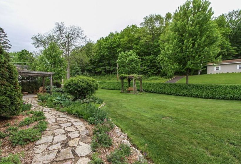 Habberstad House Bed And Breakfast