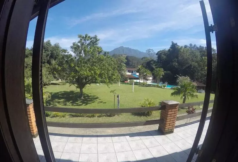 Hotelli Aconchegos Ile De France