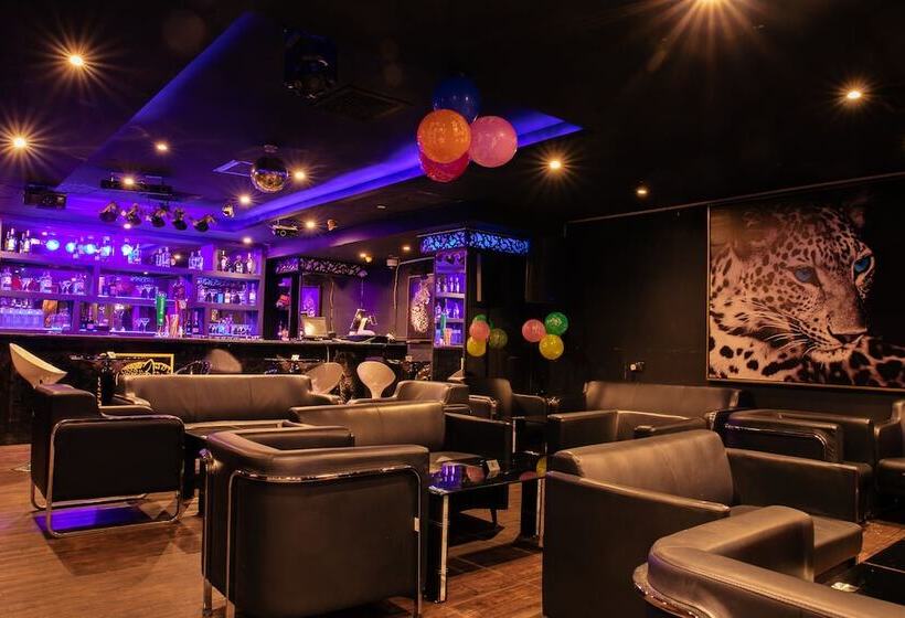 هتل Al Mansour Plaza