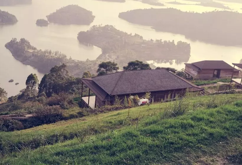 هتل Arcadia Lodges Lake Bunyonyi