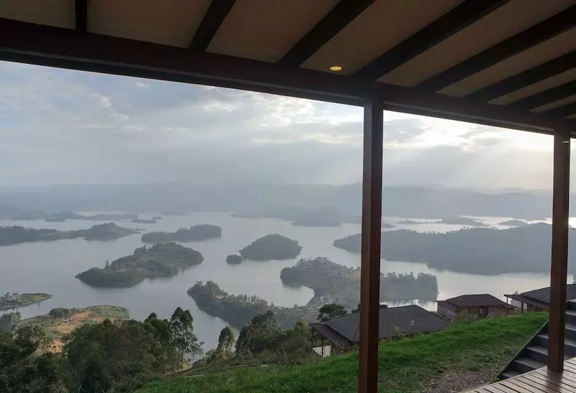 هتل Arcadia Lodges Lake Bunyonyi