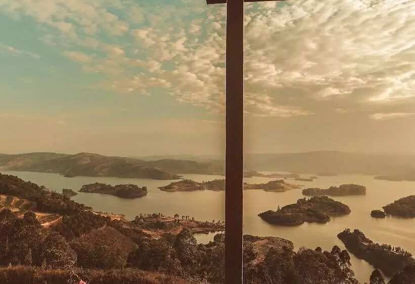 هتل Arcadia Lodges Lake Bunyonyi