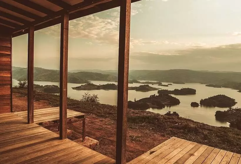 هتل Arcadia Lodges Lake Bunyonyi