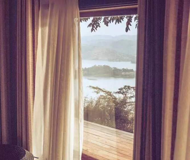 هتل Arcadia Lodges Lake Bunyonyi