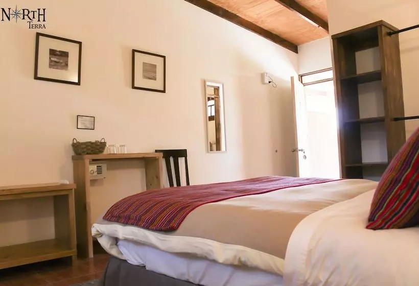 ホテル Atacama Budget Bed & Tours