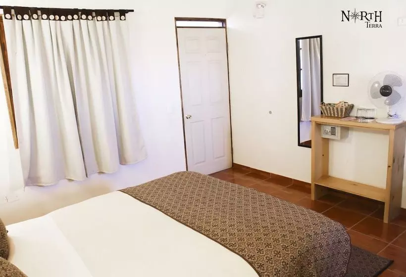 ホテル Atacama Budget Bed & Tours