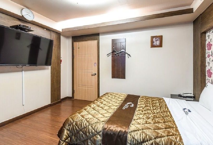 בית מלון כפרי Dono