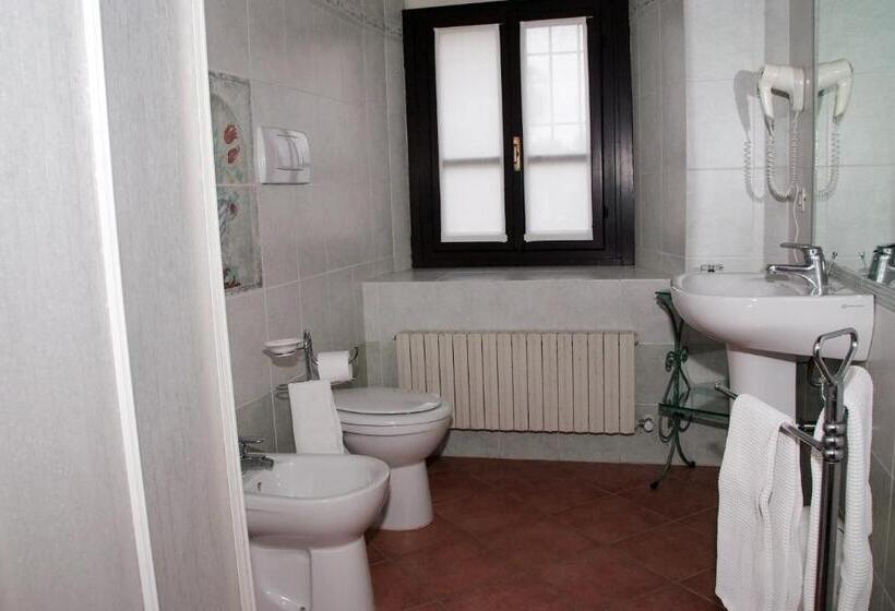 فندق Il Pino Bioagricoltura