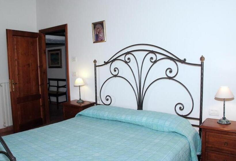 فندق Il Pino Bioagricoltura