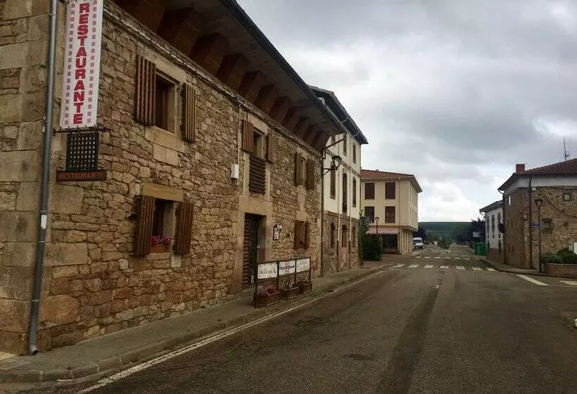 هتل Rural Casa De Las Campanas