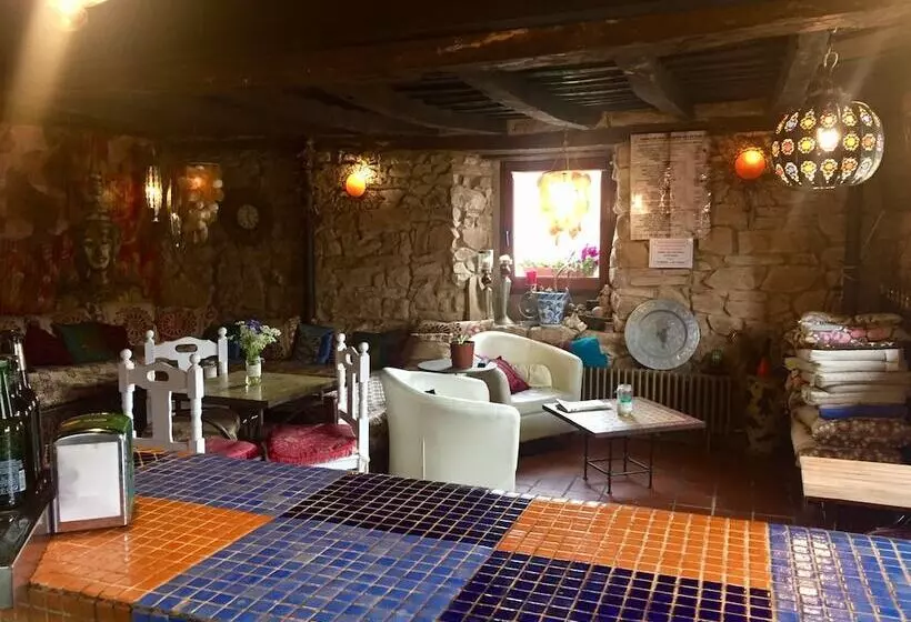 هتل Rural Casa De Las Campanas