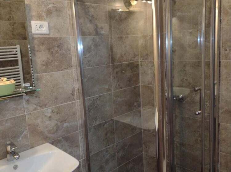 酒店 Adrys Boutique Villa