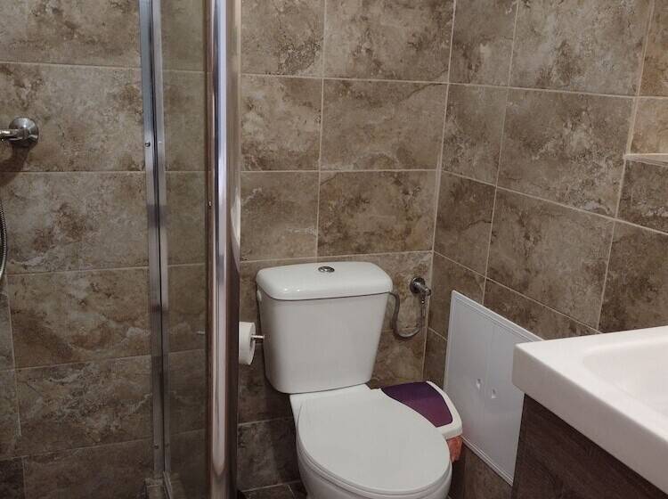 酒店 Adrys Boutique Villa