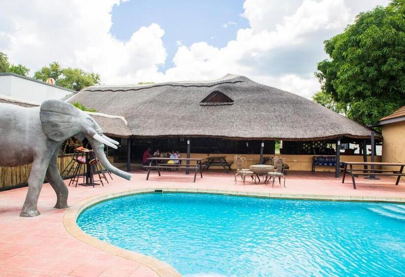 هتل Zambezi Way Lodge