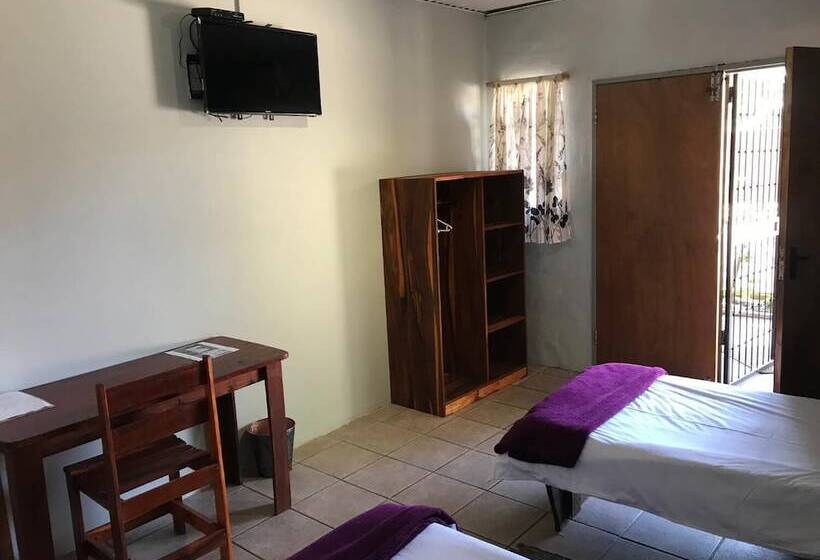 Kololo Bed And Breakfast