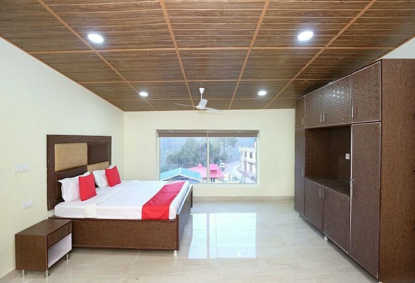 Oyo 13769 Home Spacious 3bhk Kasauli