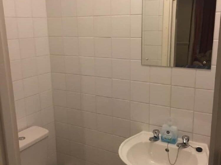 بنسيون Southend Inn