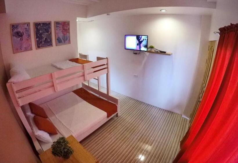 Pensão The Biggies Inn